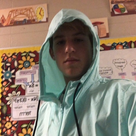 Meet your Posher, Blythe - Picture 1 of 1